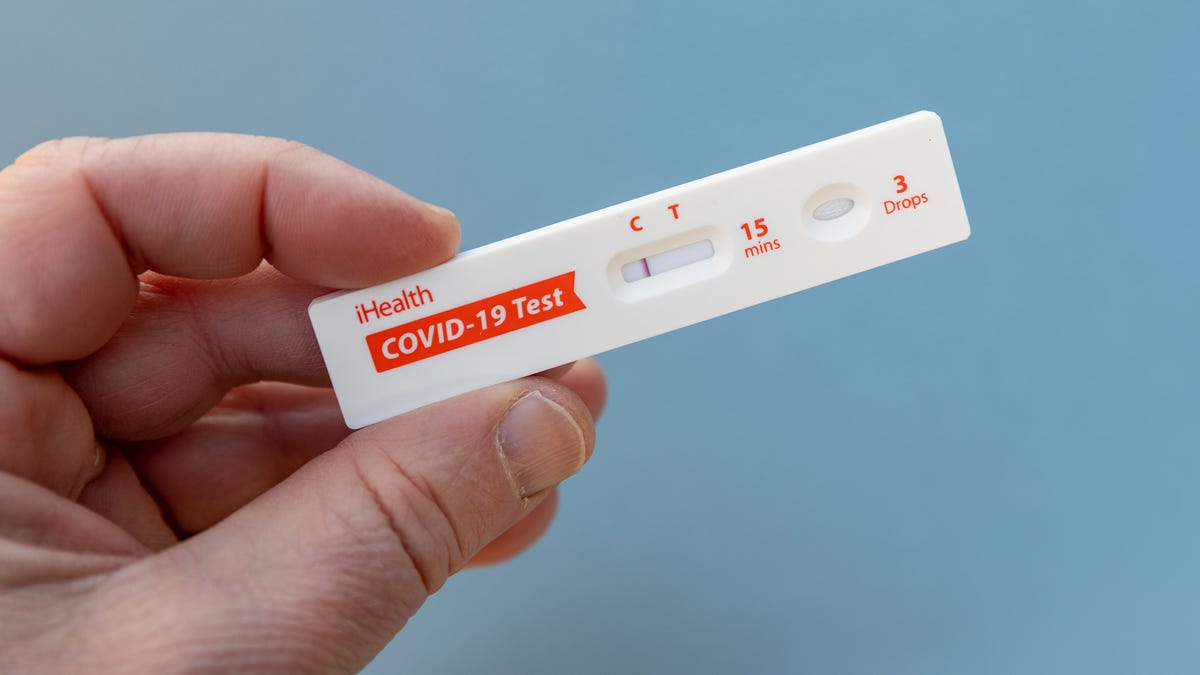 covid-19-tests-holiday-safety