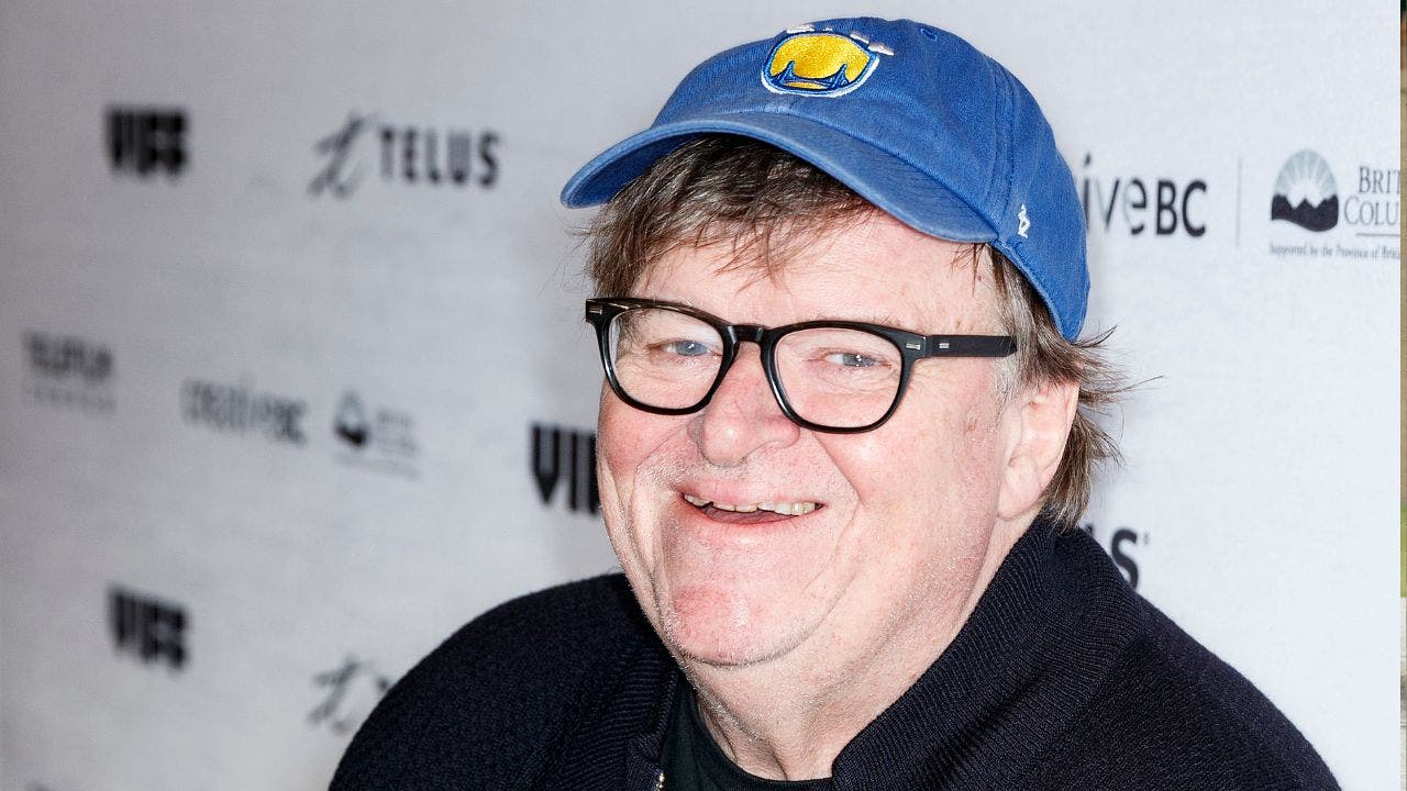 michael-moore-healthcare-critique