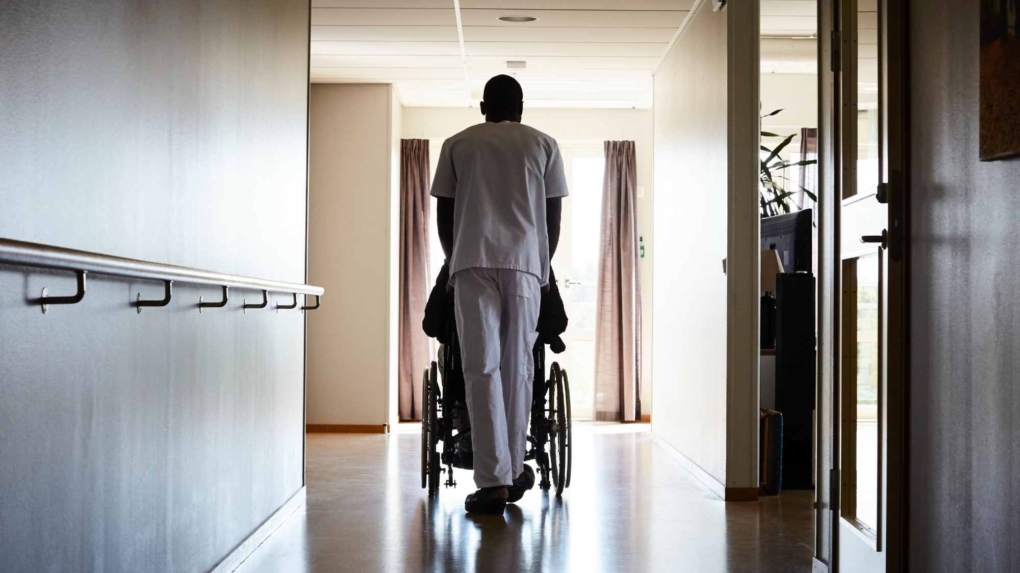care-industry-migrant-workers