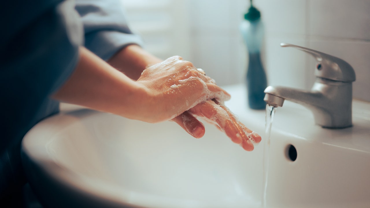 handwashing-mistakes-germs