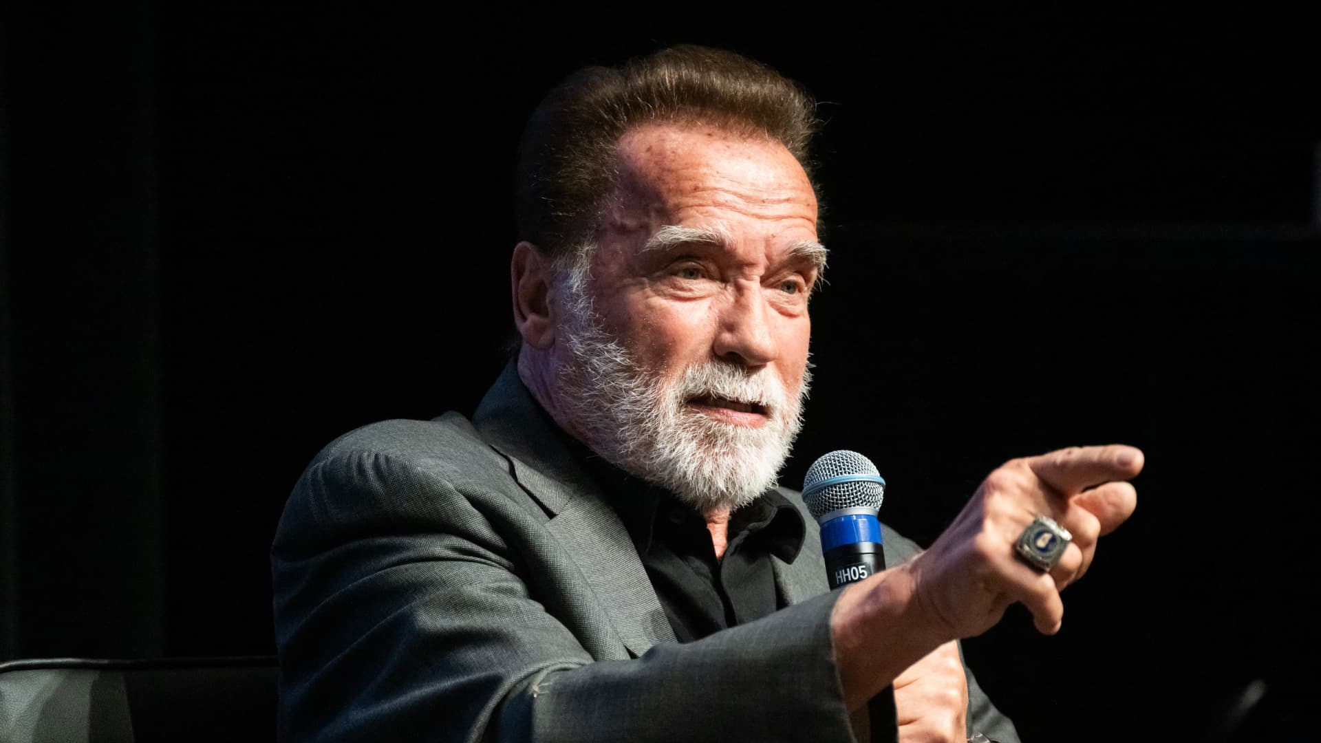 healthy-aging-arnold-schwarzenegger